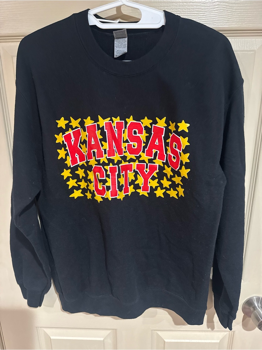 Crewneck Sweatshirt with Red Kansas City Chiefs Graphic and Yellow Stars